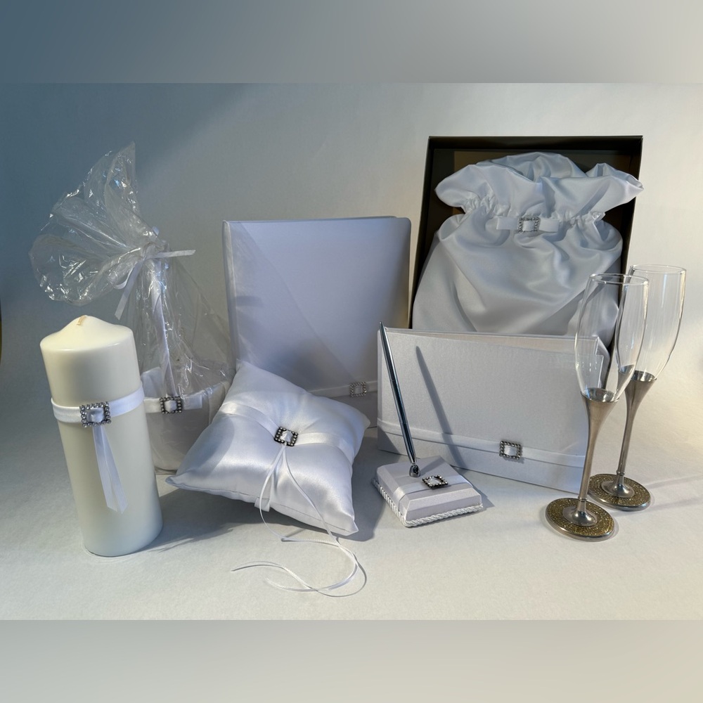 Elegant White Wedding Set by Beverly Clark NWT